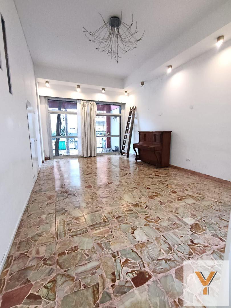 Depto Tipo Casa en Alquiler de 6 ambientes