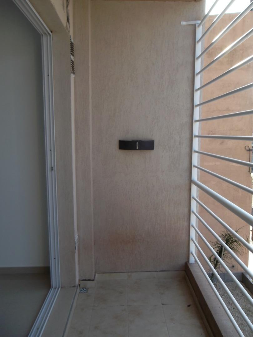 Departamento en Venta en Jose Leon Suarez, USD 60.000