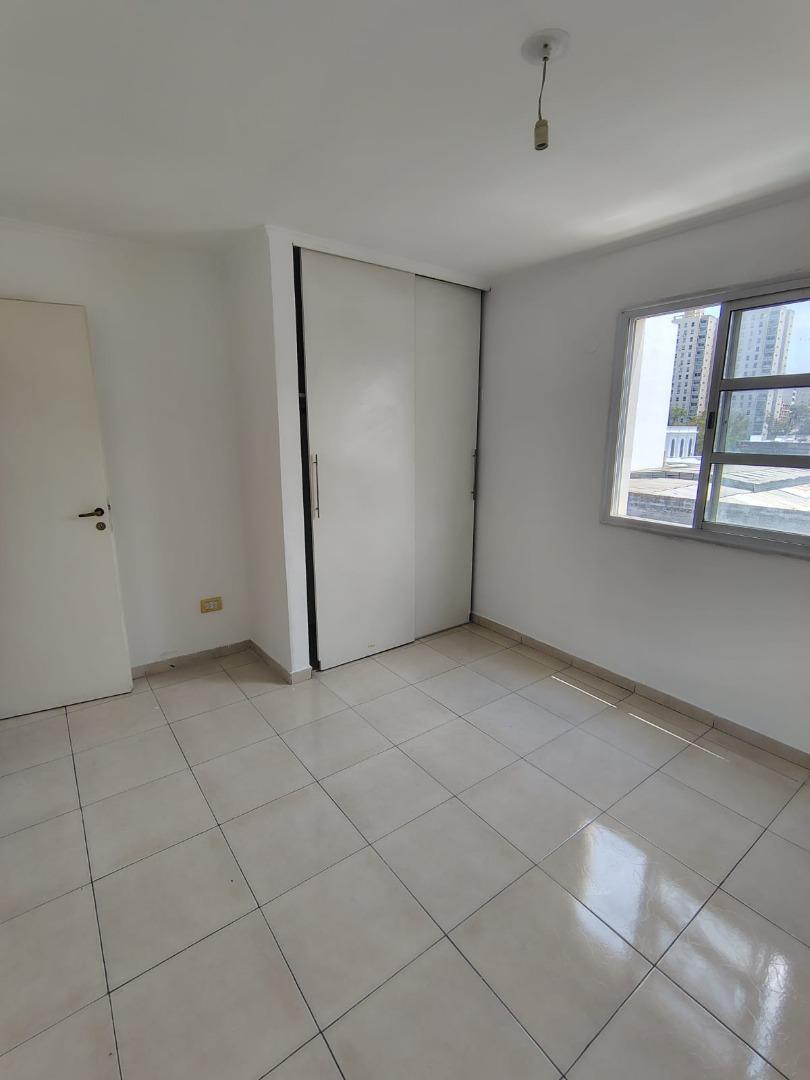 Departamento en Alquiler en Alberdi, $ 400.000