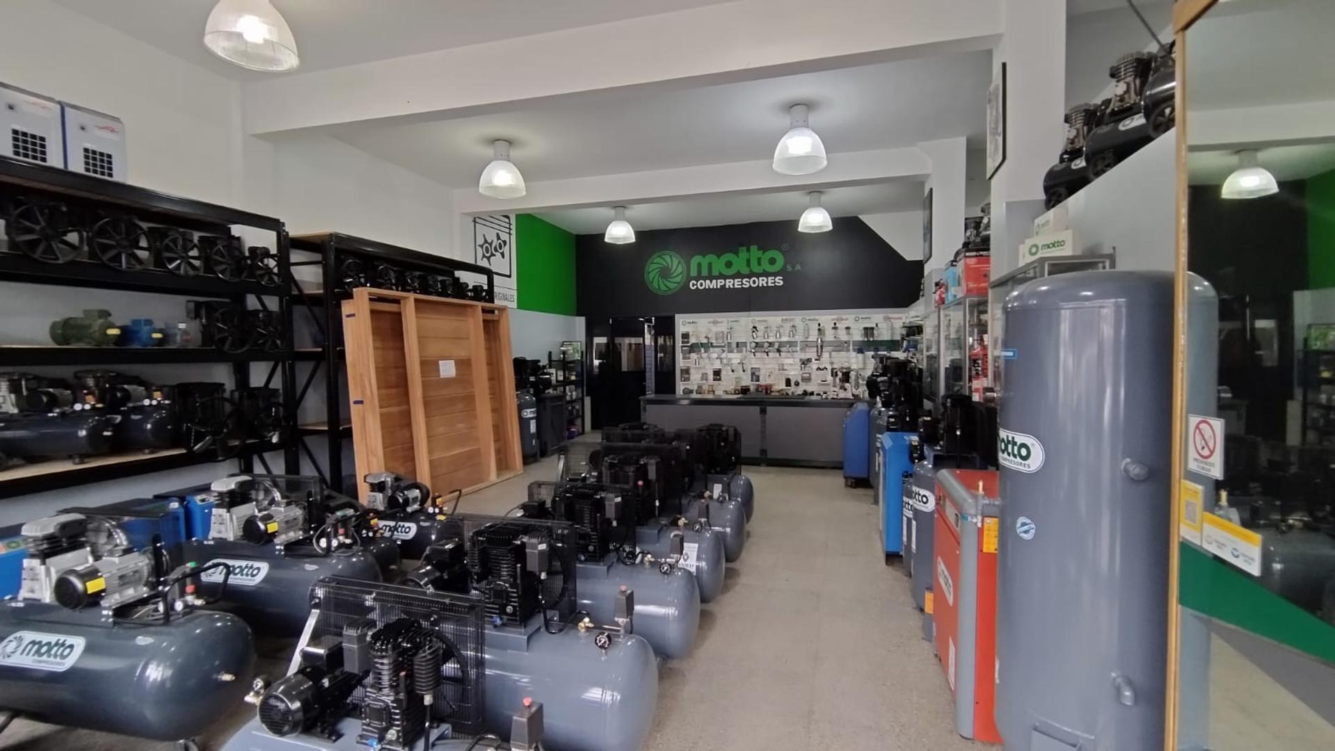 UNICO :: LOCAL 2 PLANTAS :: 1000MT2 :: MONTACARGAS ::