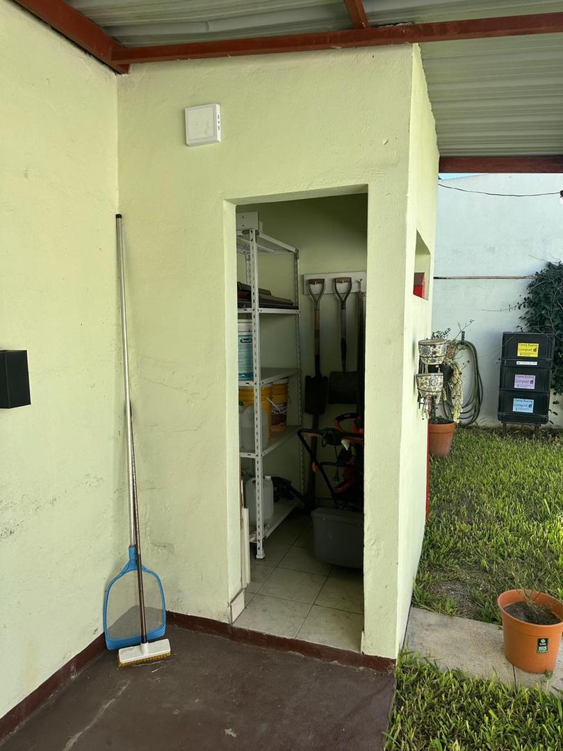 Casa en Venta con 1 cochera