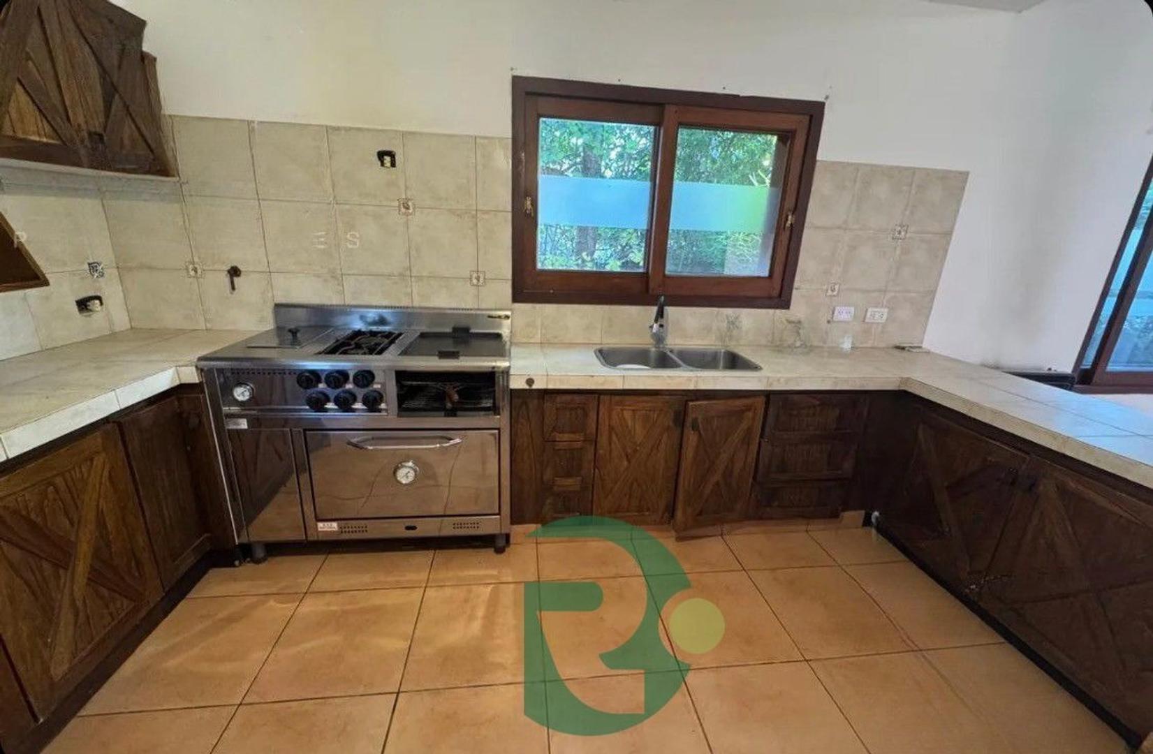 VENTA CASA ALTOS DEL SOL .  OPORTUNIDAD 