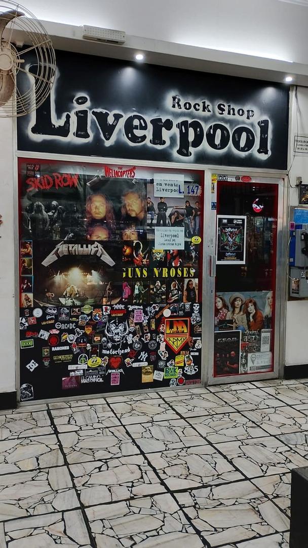 Venta de local en galería comercial en Belgrano