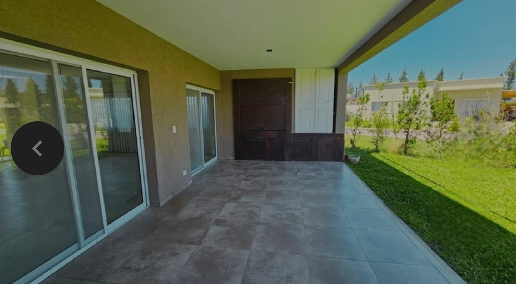 Boulevard De Todos Los Santos 4500