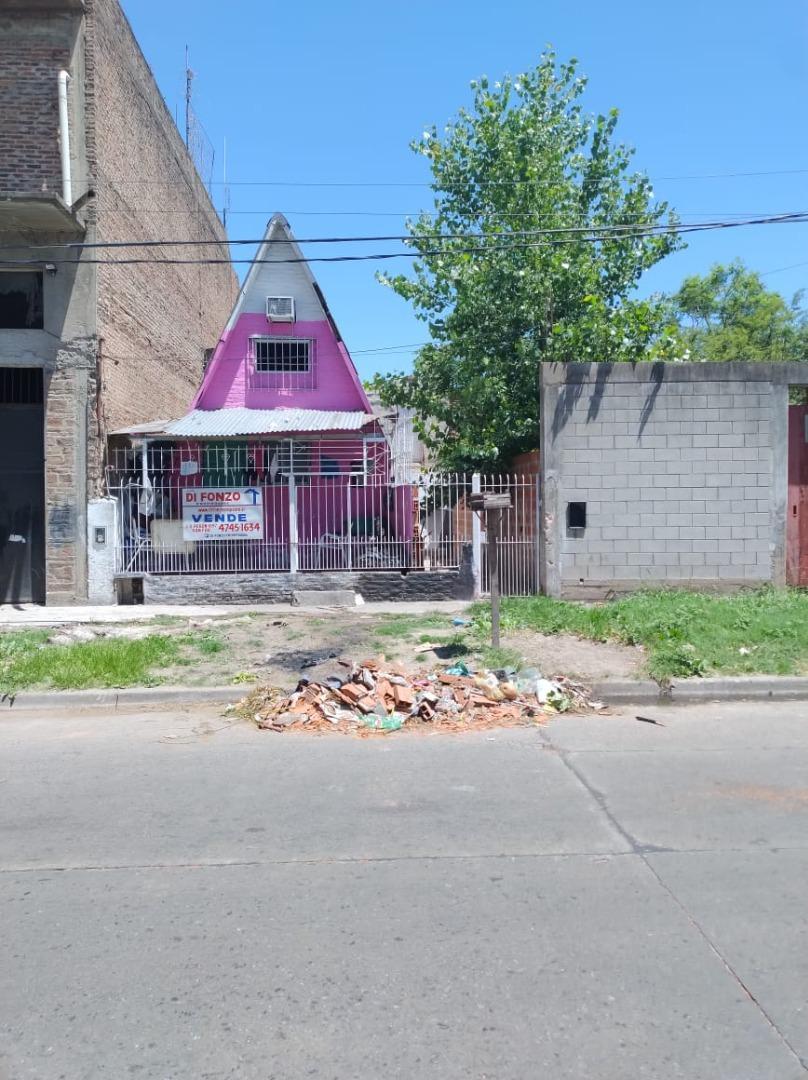 CASA 2 AMBIENTES CON PATIO