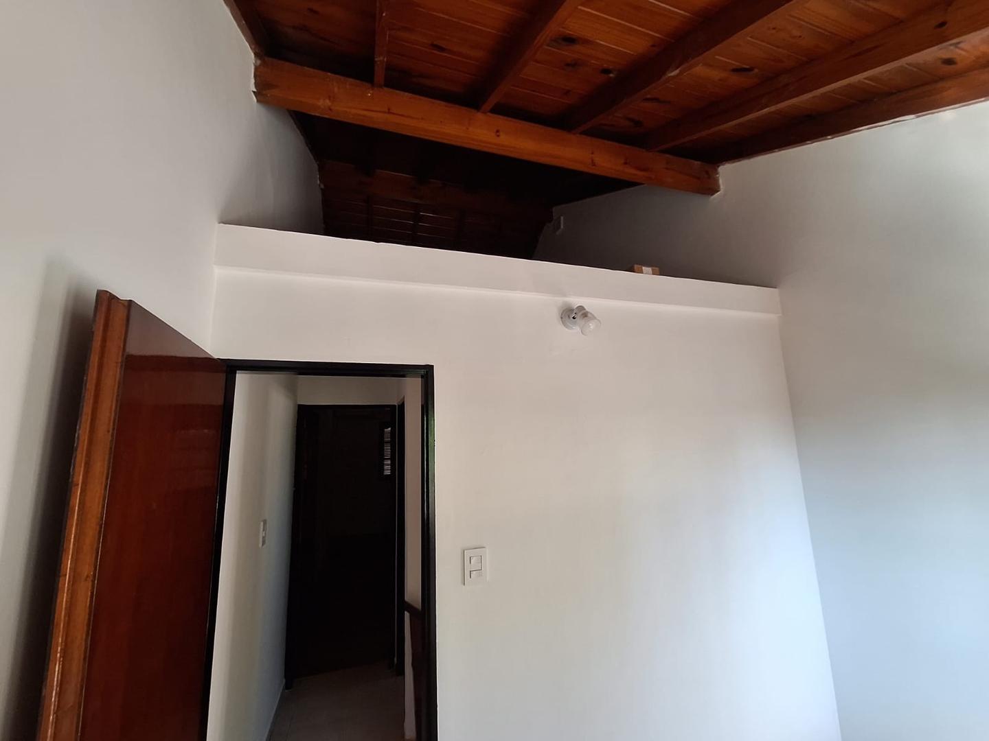 ALQUILER DUPLEX 3 AMBIENTES CON PATIO