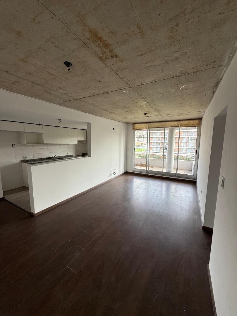 Departamento en Alquiler en Fisherton, $ 700.000