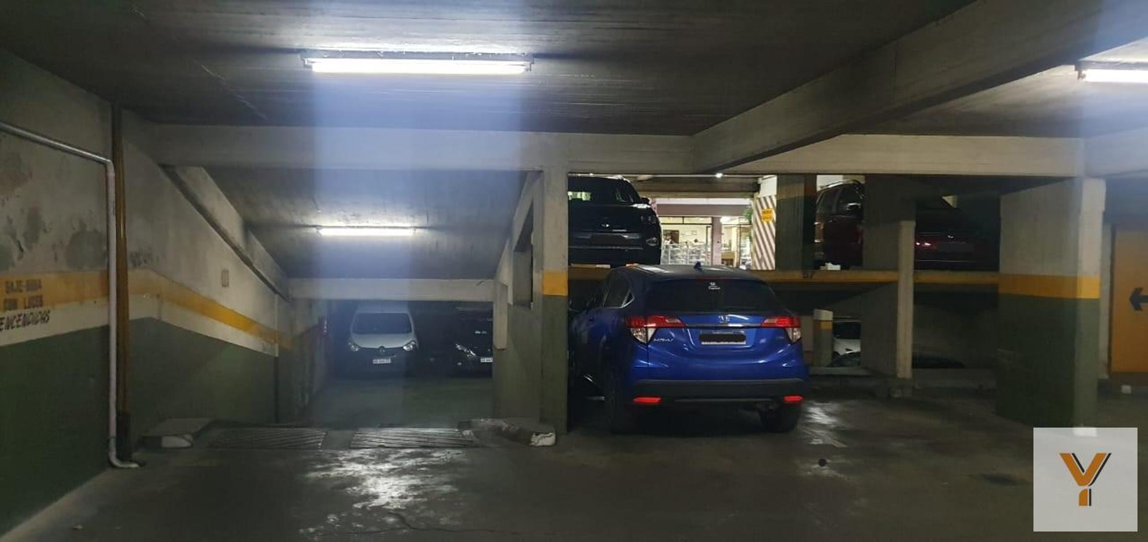 Cochera en venta - 12Mts2 - Caballito