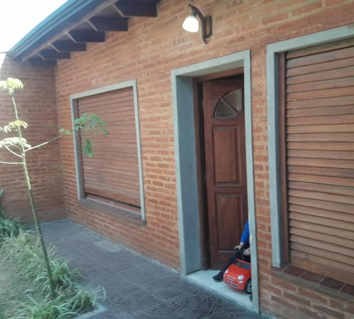 Casa en Venta en Zarate, USD 75.000