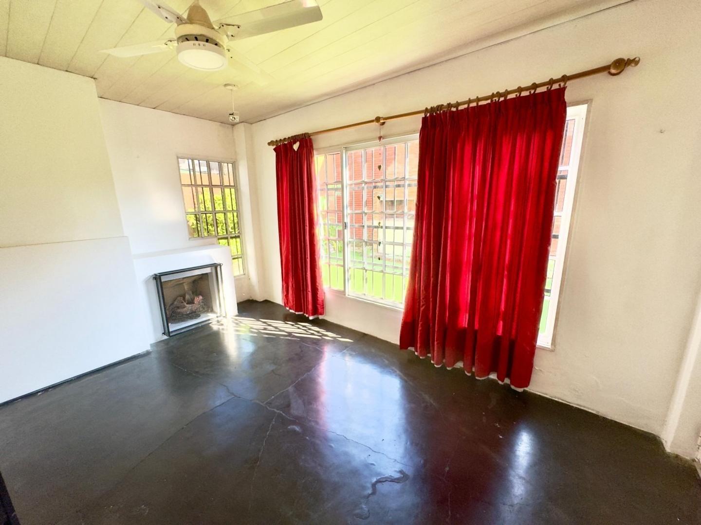 Casa 4 ambientes con 3 baños