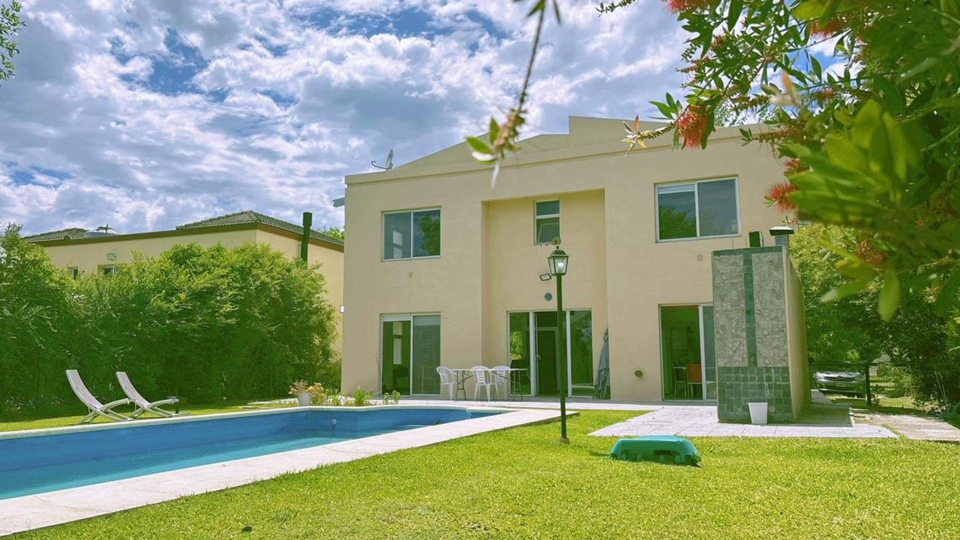 Casa en Alquiler Temporal de 4 dormitorios