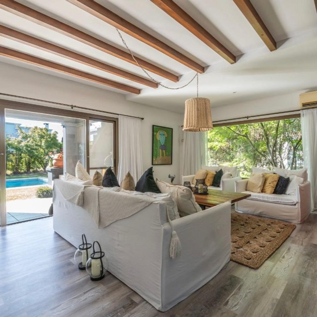 Casa en Venta de 4 dormitorios