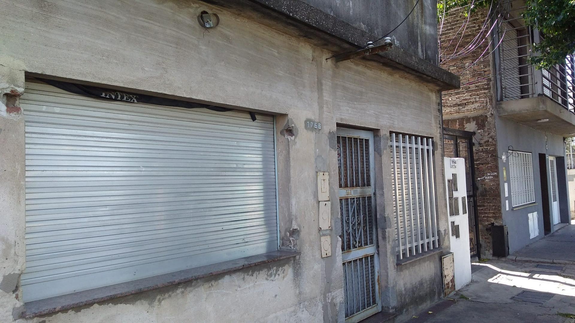 VENDO CASA PASILLO 2 DORMITORIOS