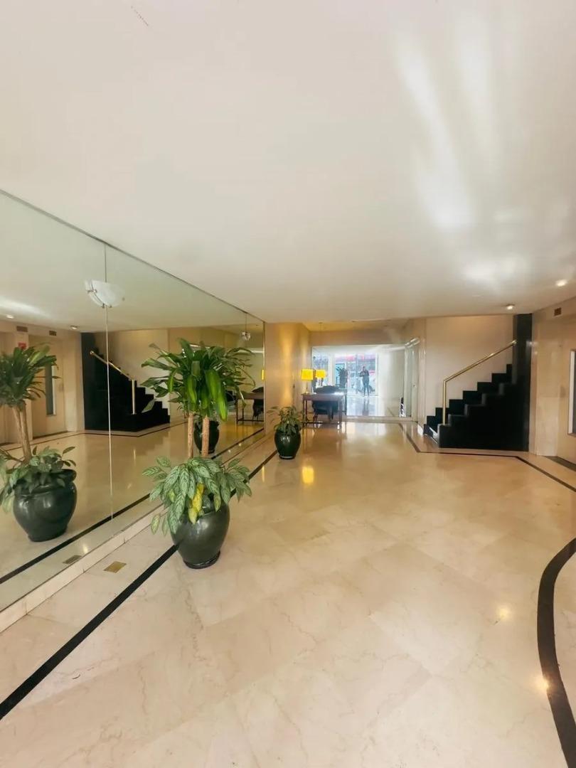 Avenida Santa Fe 3300