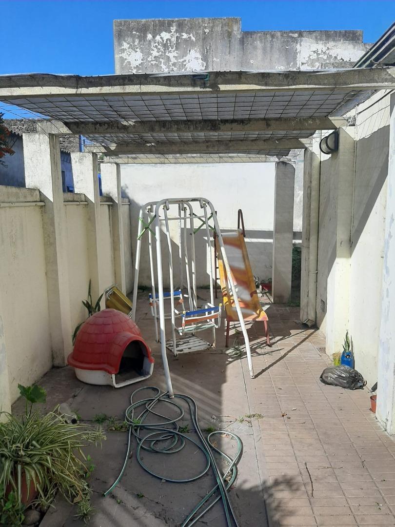 Vendo casa Interna en Savio al 500