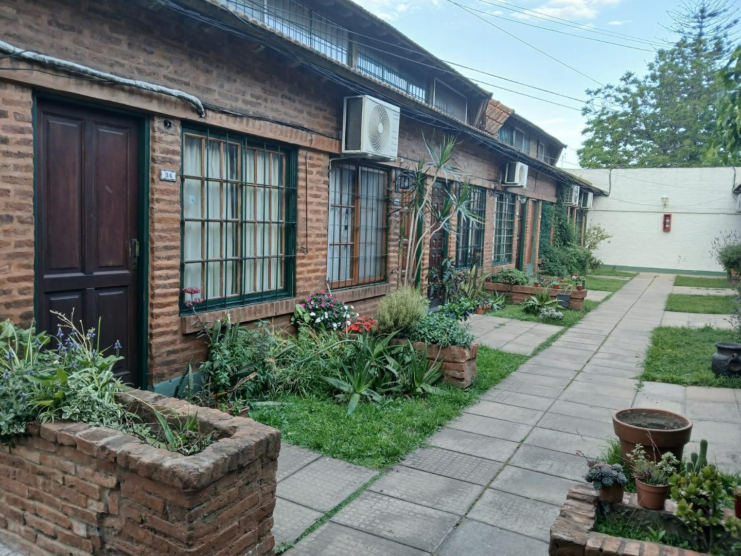 Depto Tipo Casa en Venta de 3 ambientes