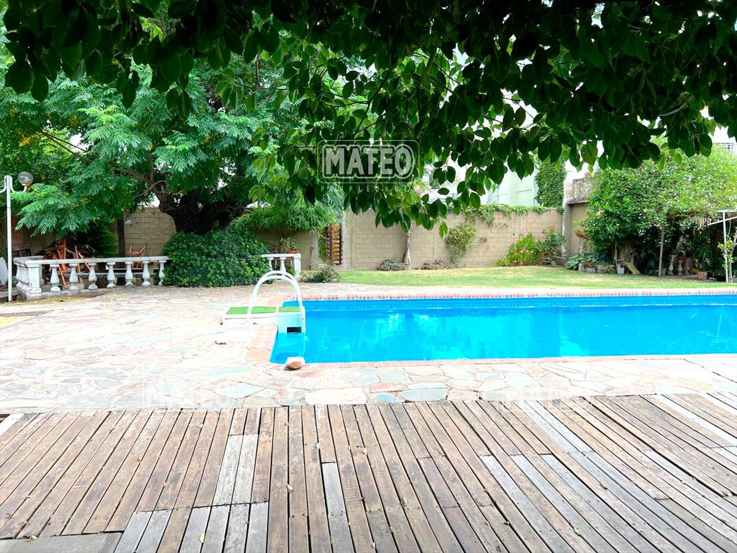 Casa 2 ambientes con 1 baño