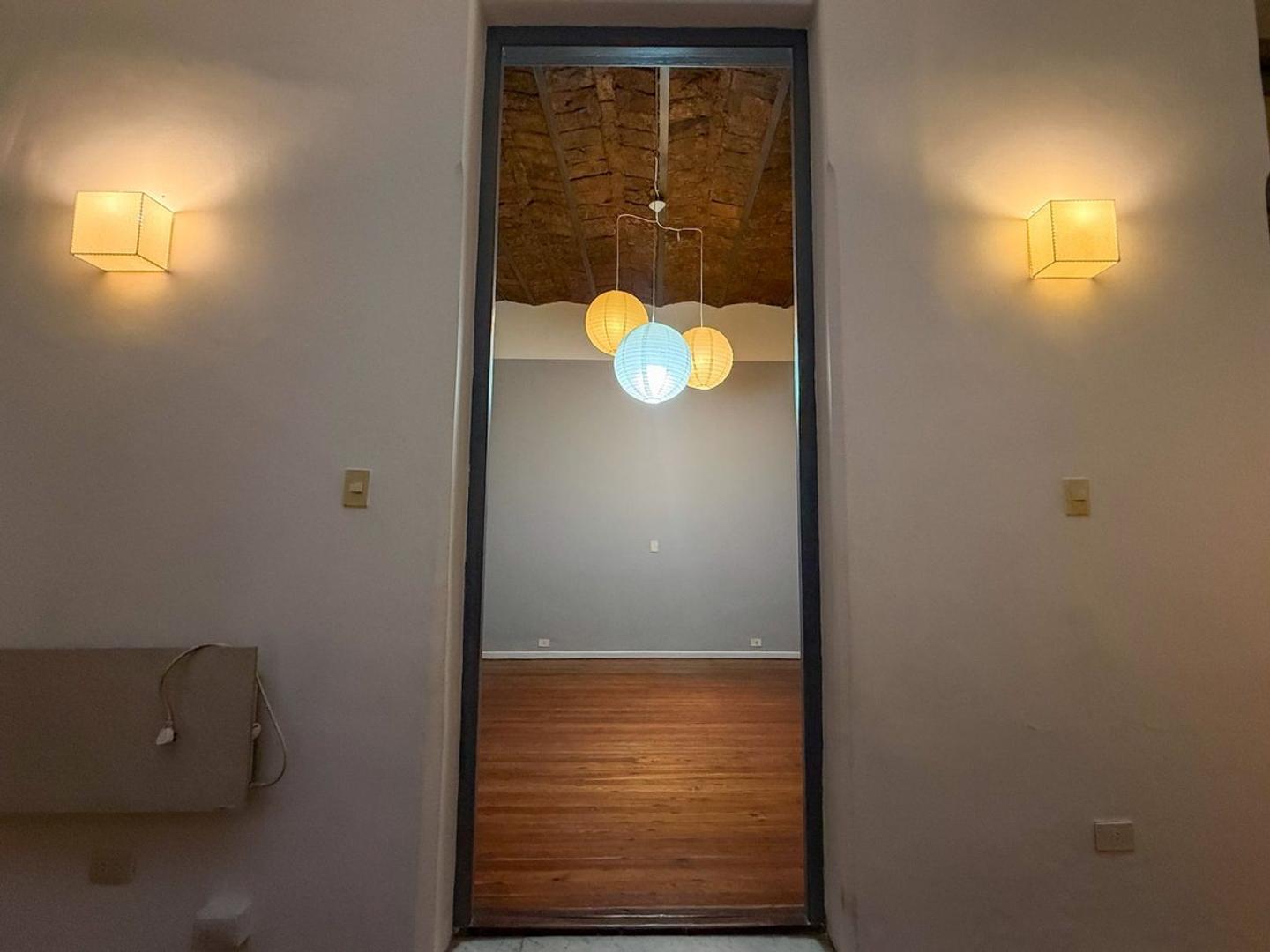 Depto Tipo Casa en Venta en Recoleta, USD 145.000