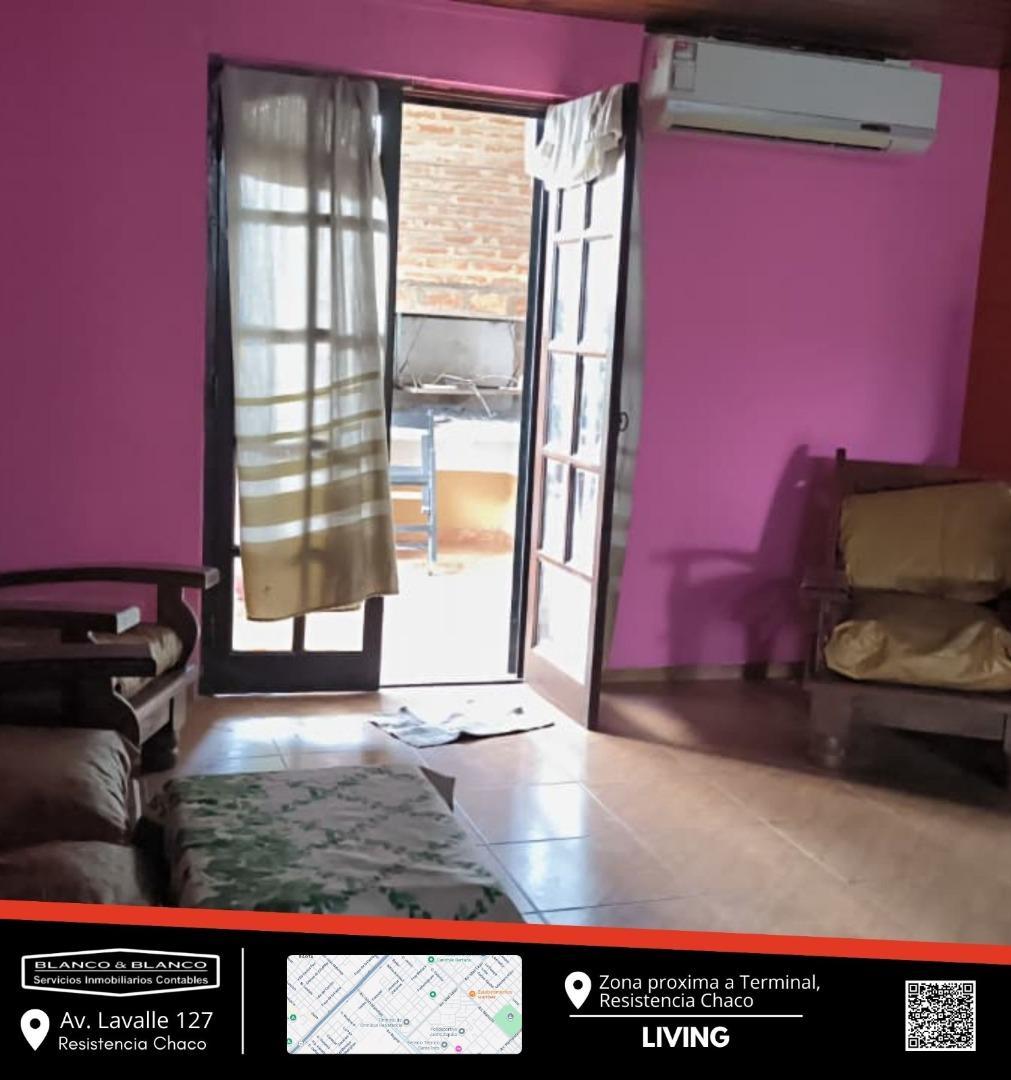 Casa 4 ambientes con 2 baños