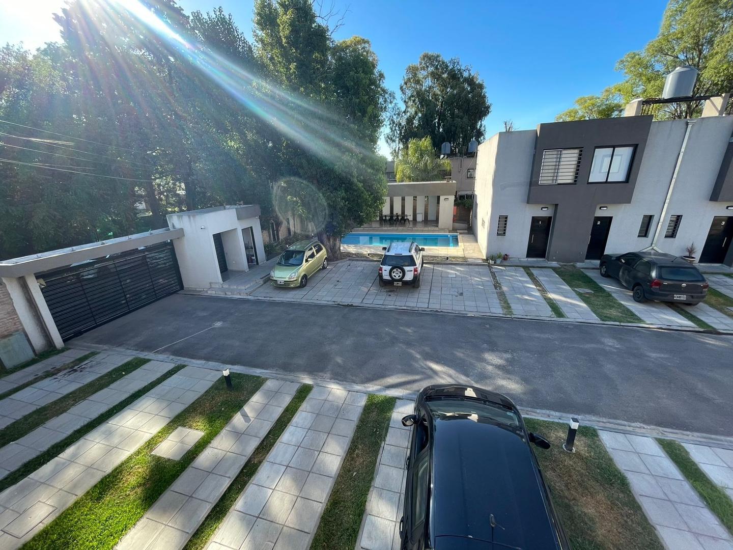 Ituzaingó Villa Udaondo, Dúplex 3 ambientes con amenities