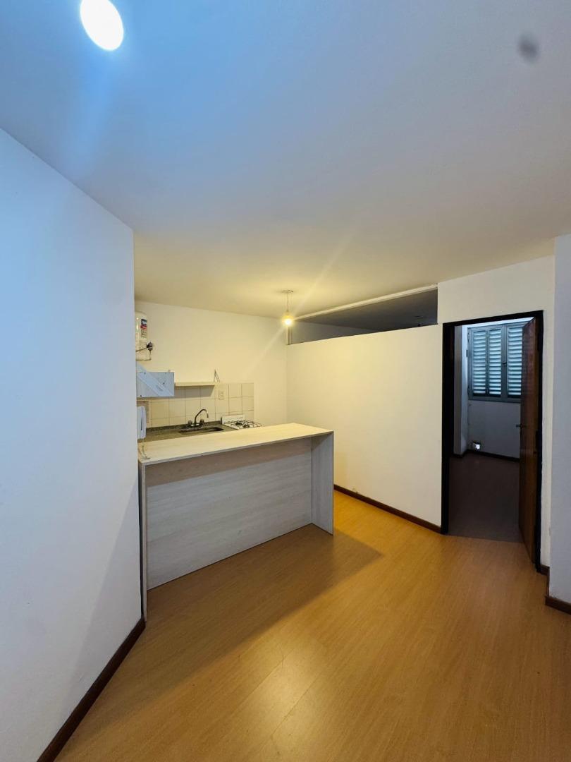 Bv. Ambrosio Olmos 800, Piso 3°