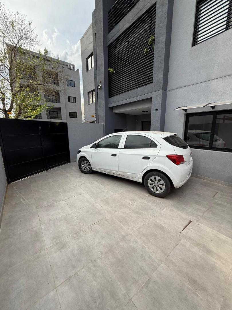 Sarmiento 151 , Piso PB