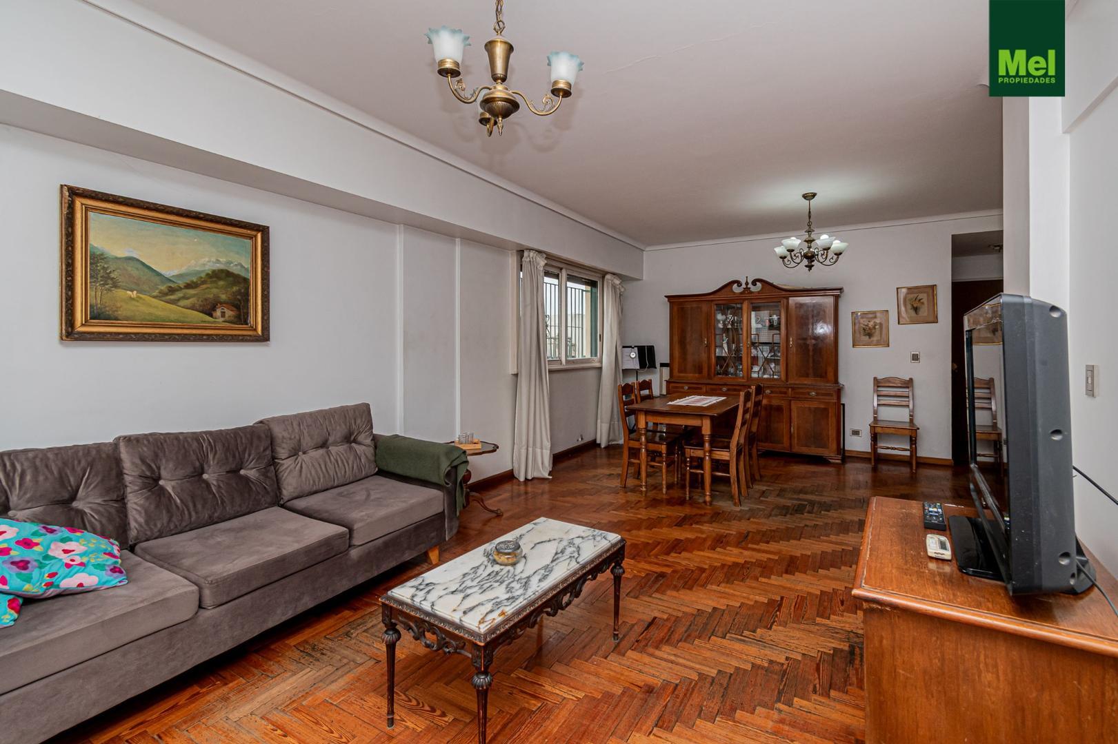 Departamento 4 ambientes con 3 baños