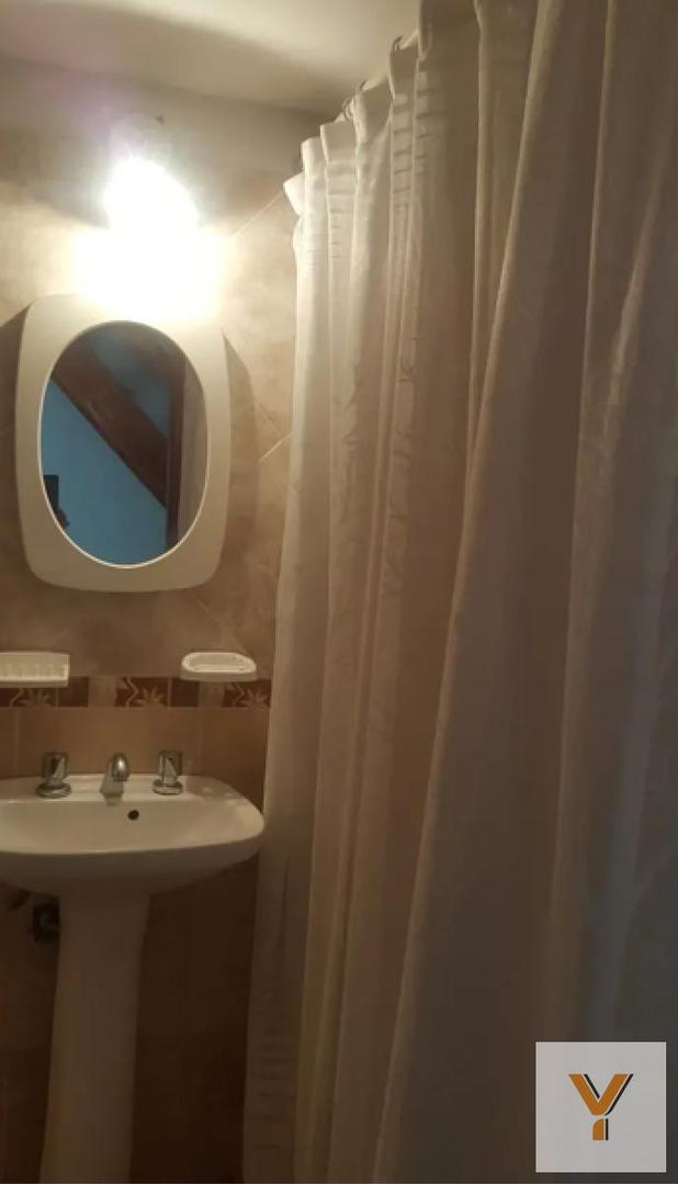 Triplex en venta - 3 Dormitorios 1 Baño - Mar del Tuyú
