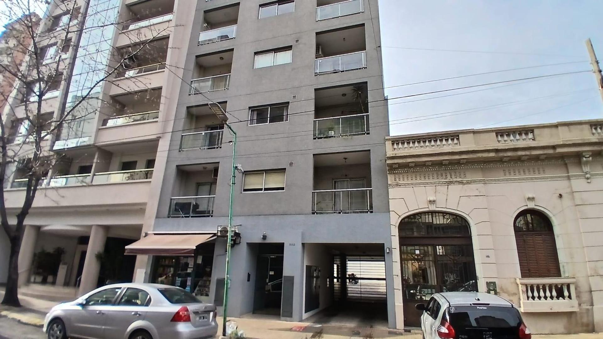 ALQUILER DEPARTAMENTO 1 DORM - COCHERA -TERRAZA PRIVADA -58 e 6 y 7-LA PLATA