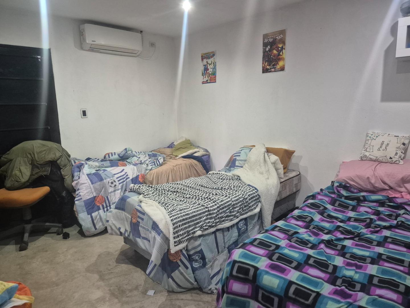Casa 2 ambientes con 1 baño