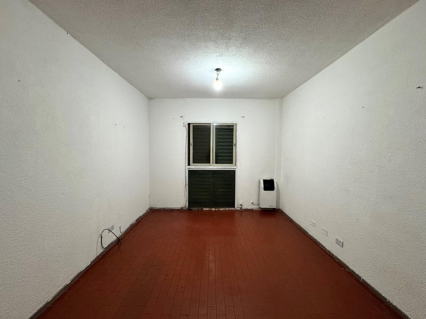 Departamento en Venta en Rafael Calzada, USD 45.000