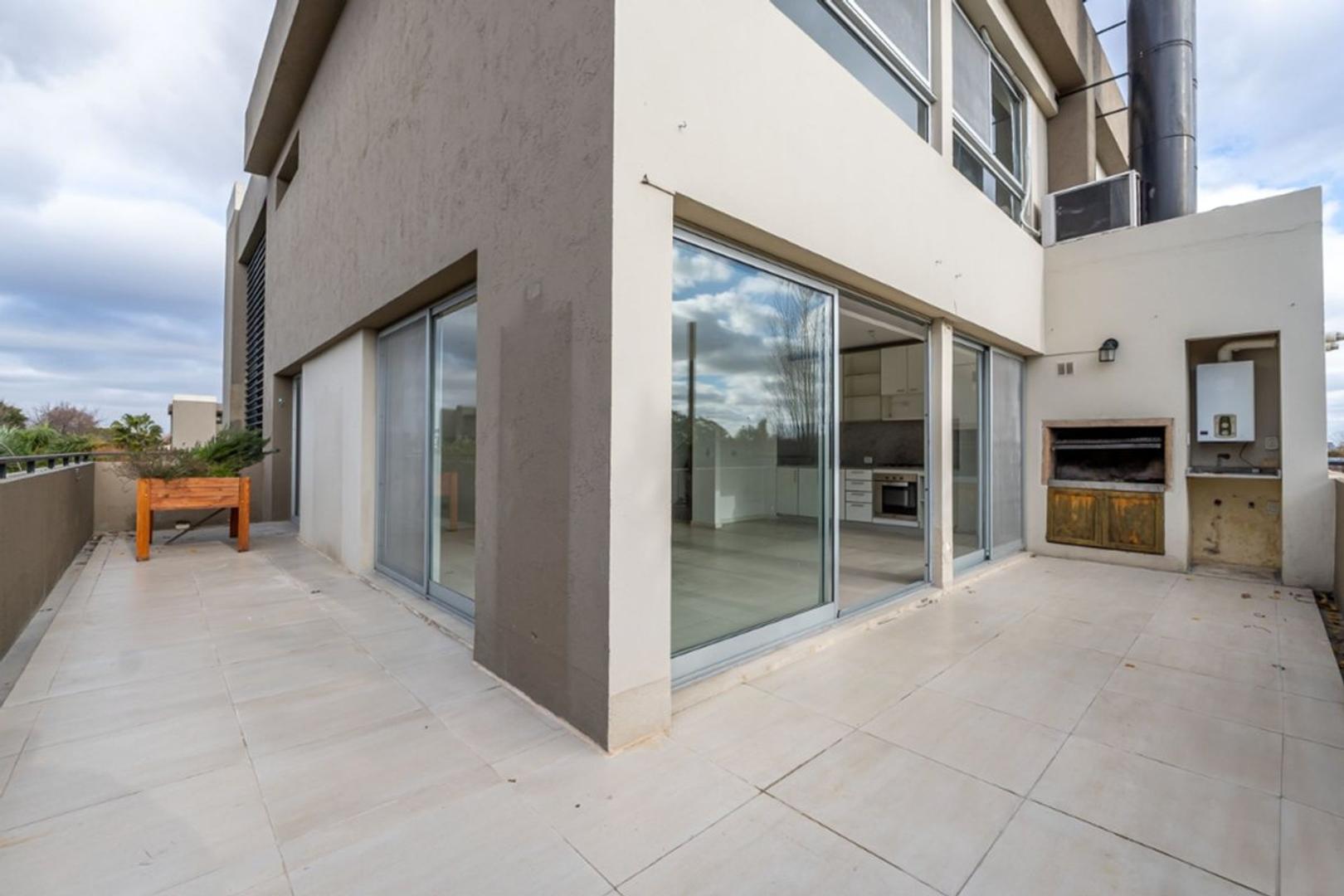 Departamento en Alquiler de 4 ambientes