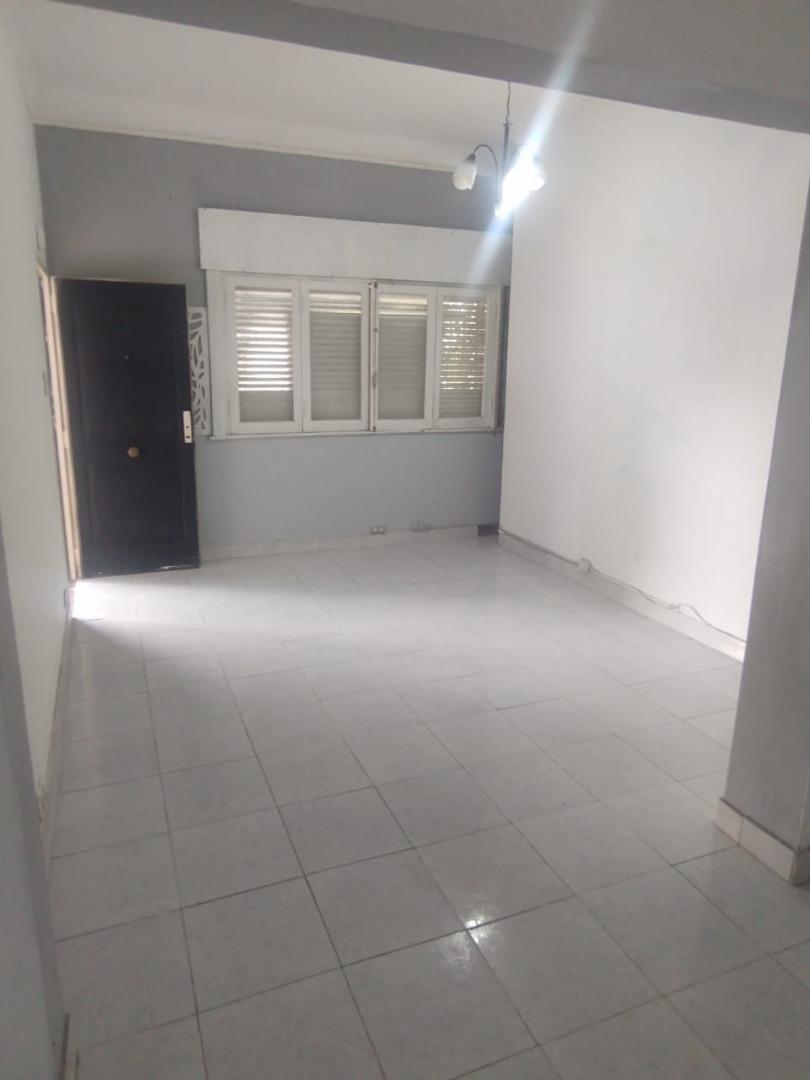 Depto Tipo Casa en Venta en Santos Lugares, USD 63.000