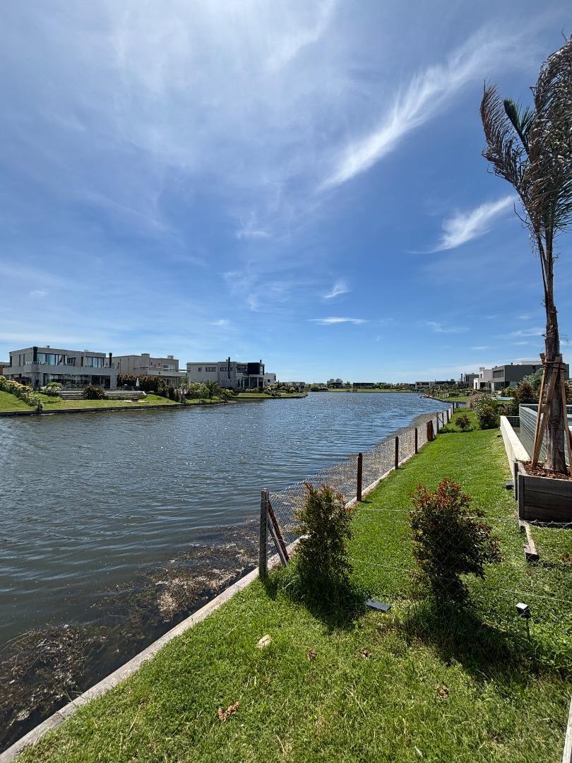 Casa en Venta en Nordelta Carpinchos, USD 950.000