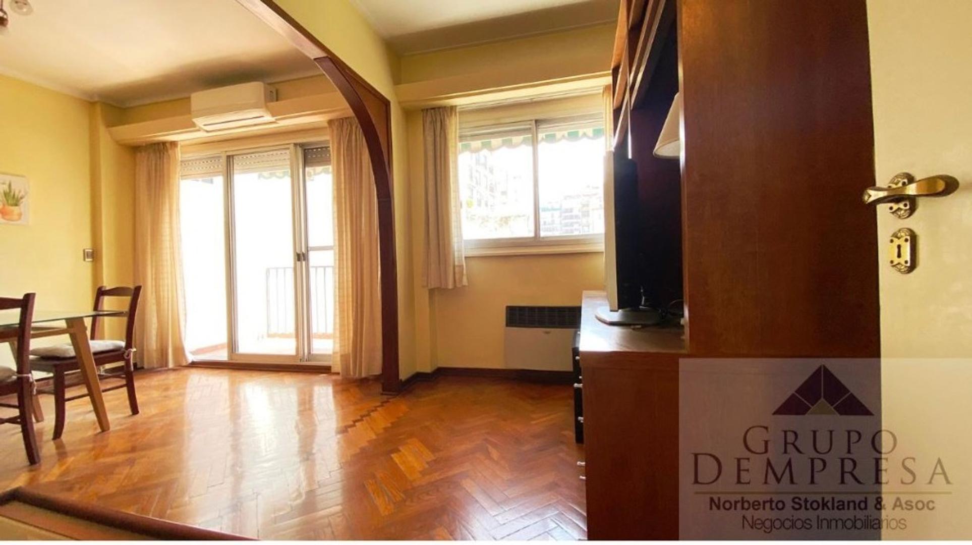 RECOLETA. 4 AMBIENTES. SEMIPISO. MUY LUMINOSO Y SILENCIOSO.