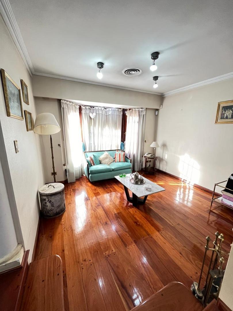 Casa en Venta en Castelar Norte, USD 420.000