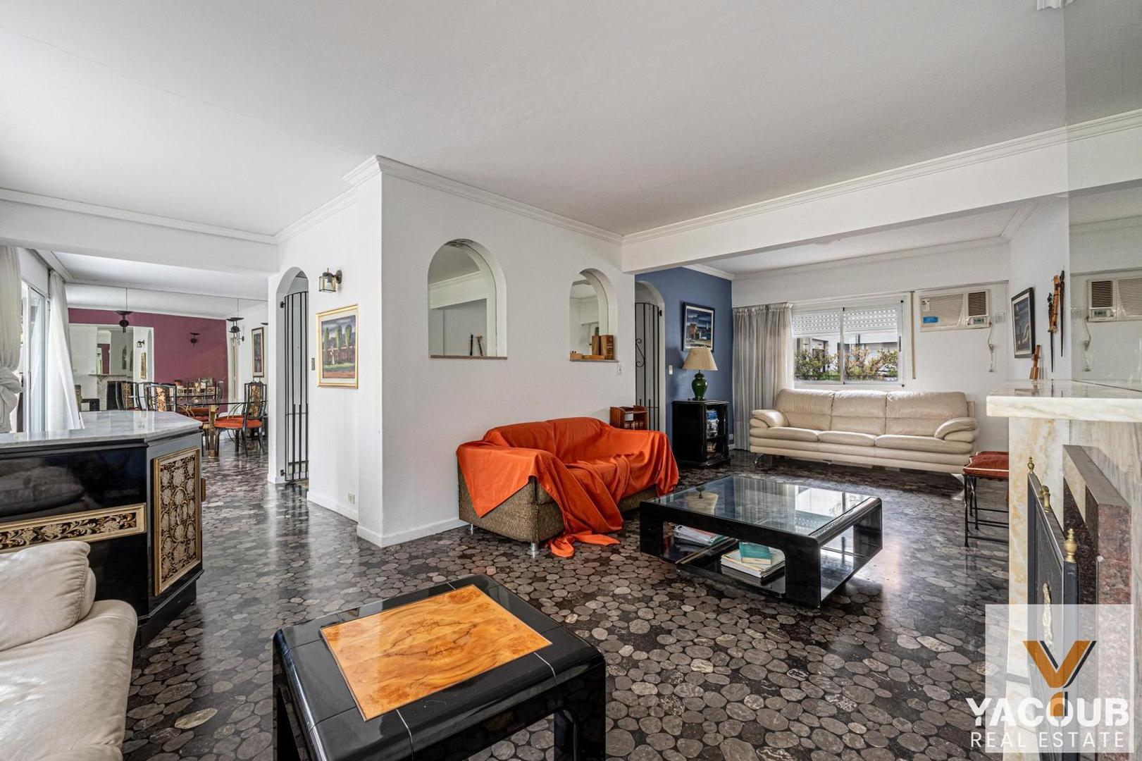 Departamento en Venta de 6 ambientes