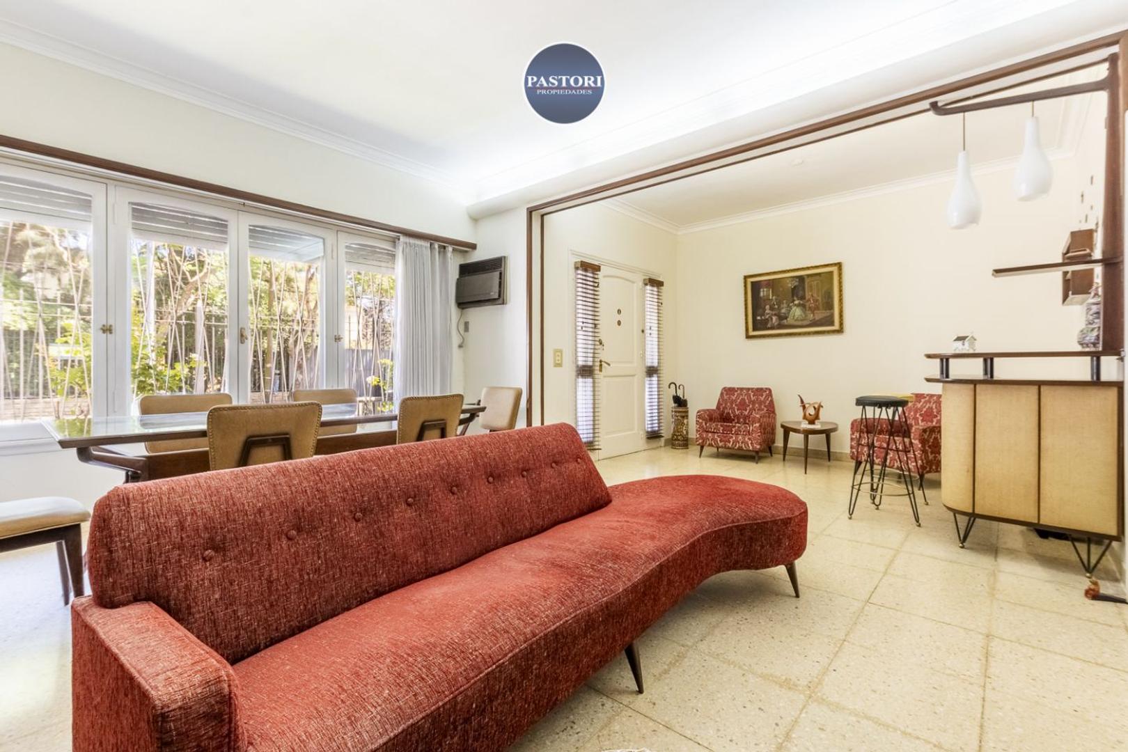 VENTA DE CASA 3 AMB OLIVOS