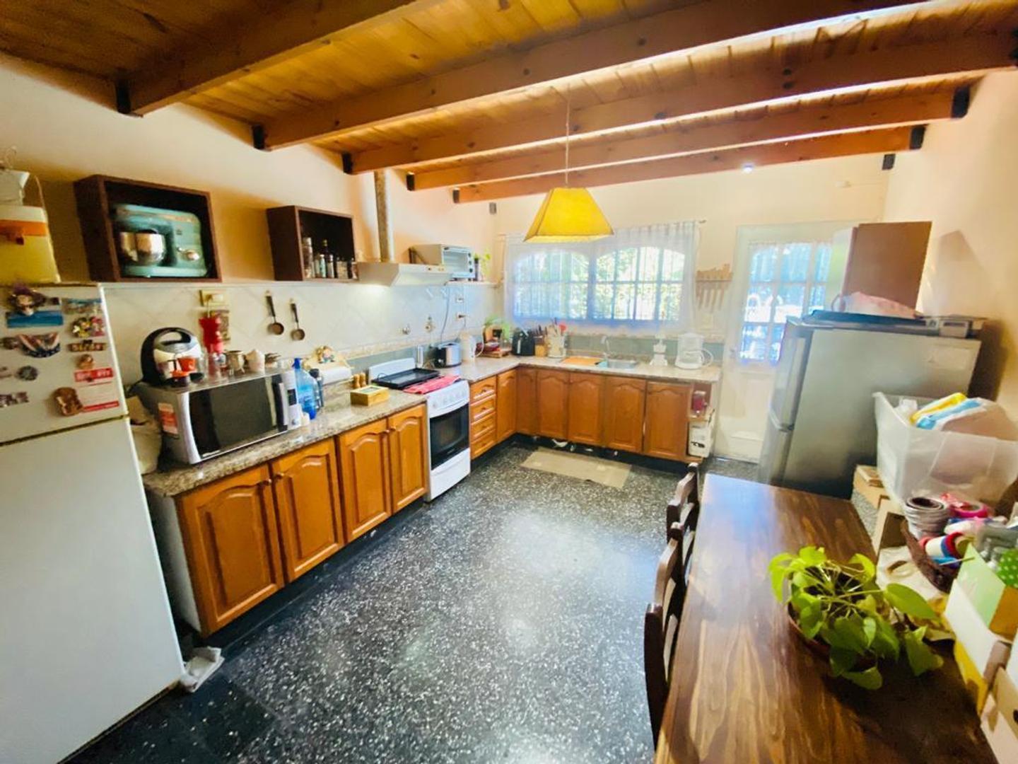 Casa 3 ambientes - Haedo Norte