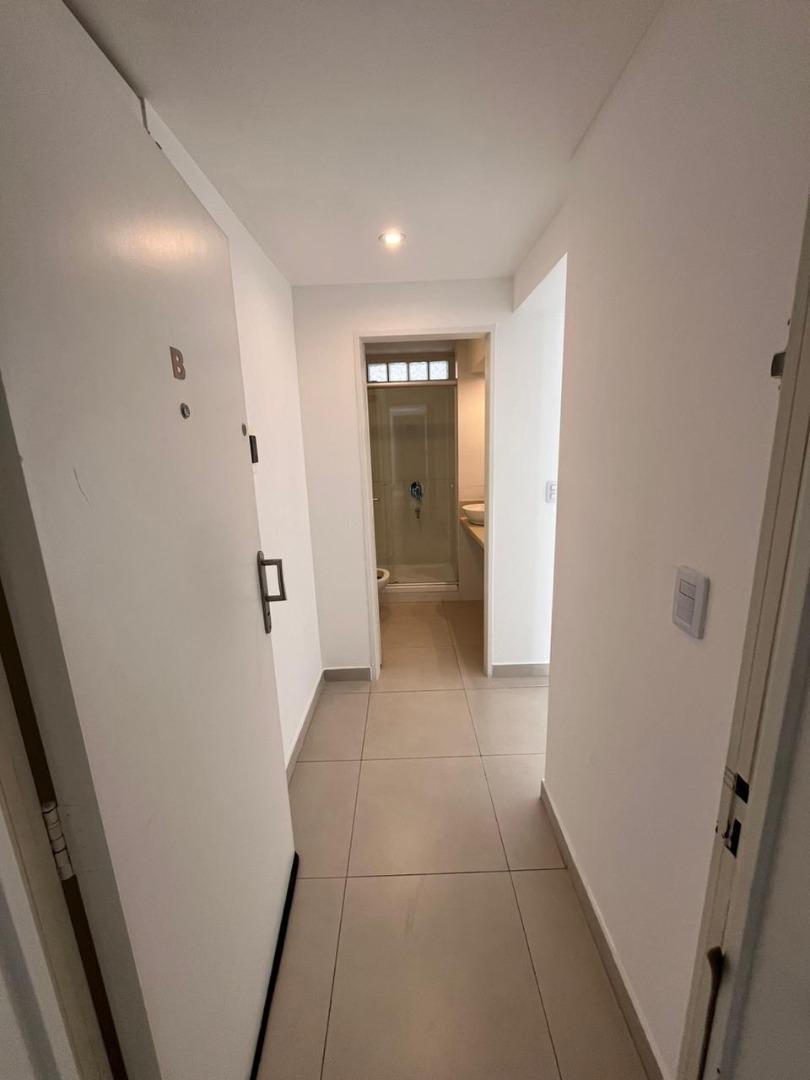 Avenida Maipu 2680 , Piso 6