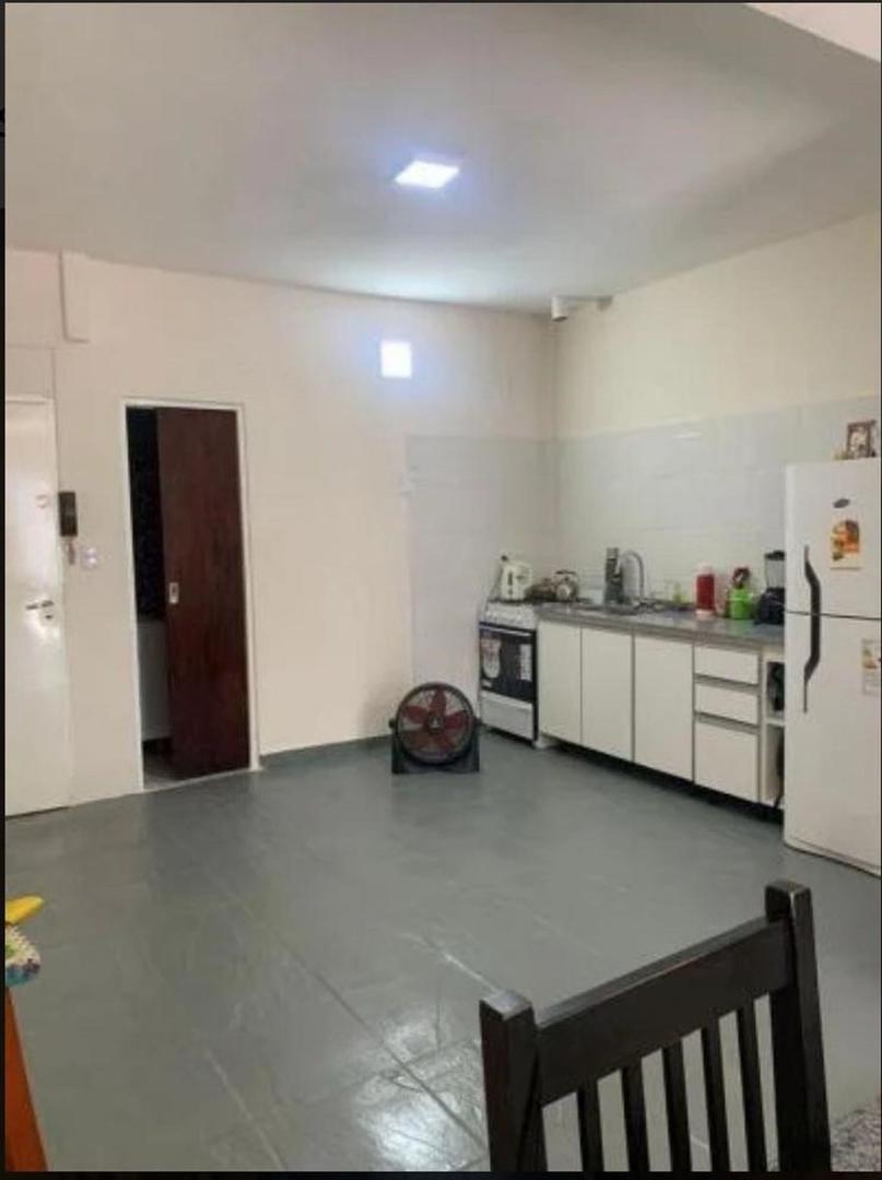 Depto Tipo Casa 2 ambientes con 1 baño