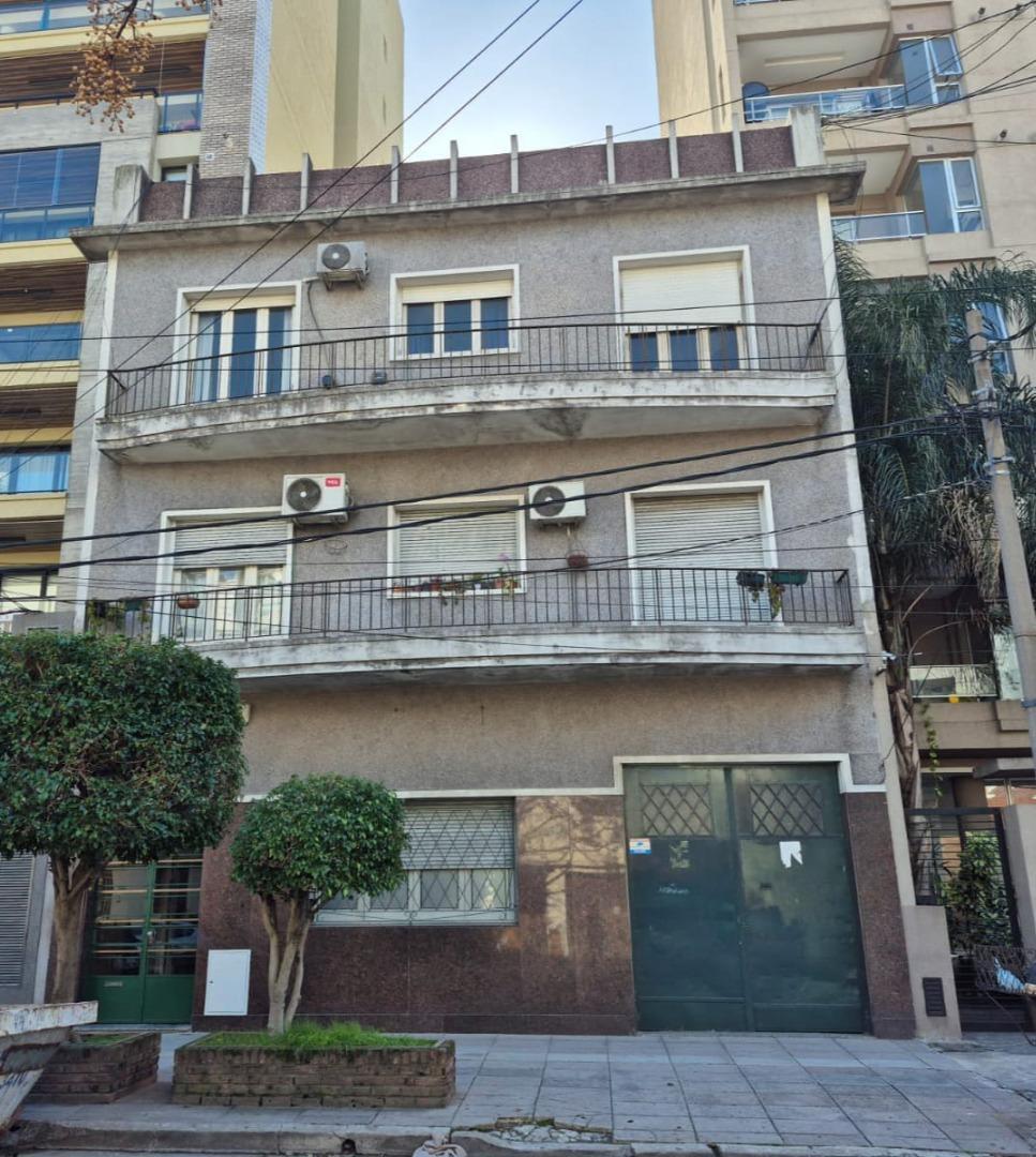 Alquier departamento 3 ambientes. Lanus Oeste Centro