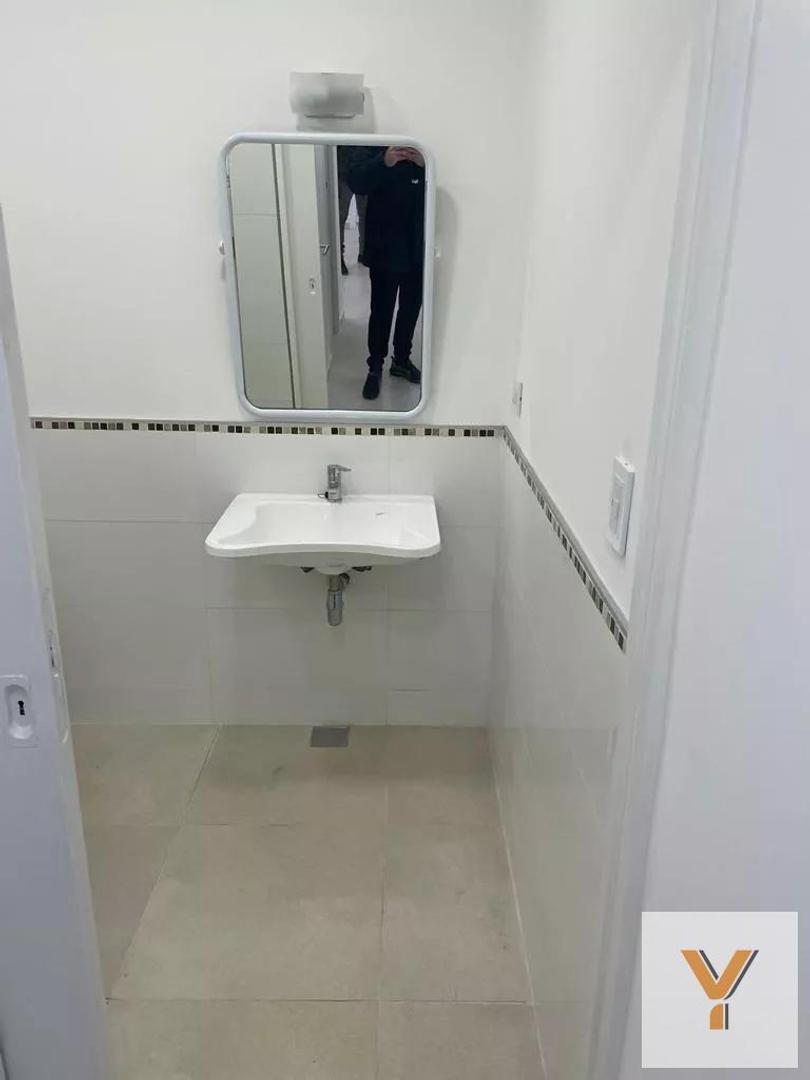 Casa 6 ambientes con 2 baños