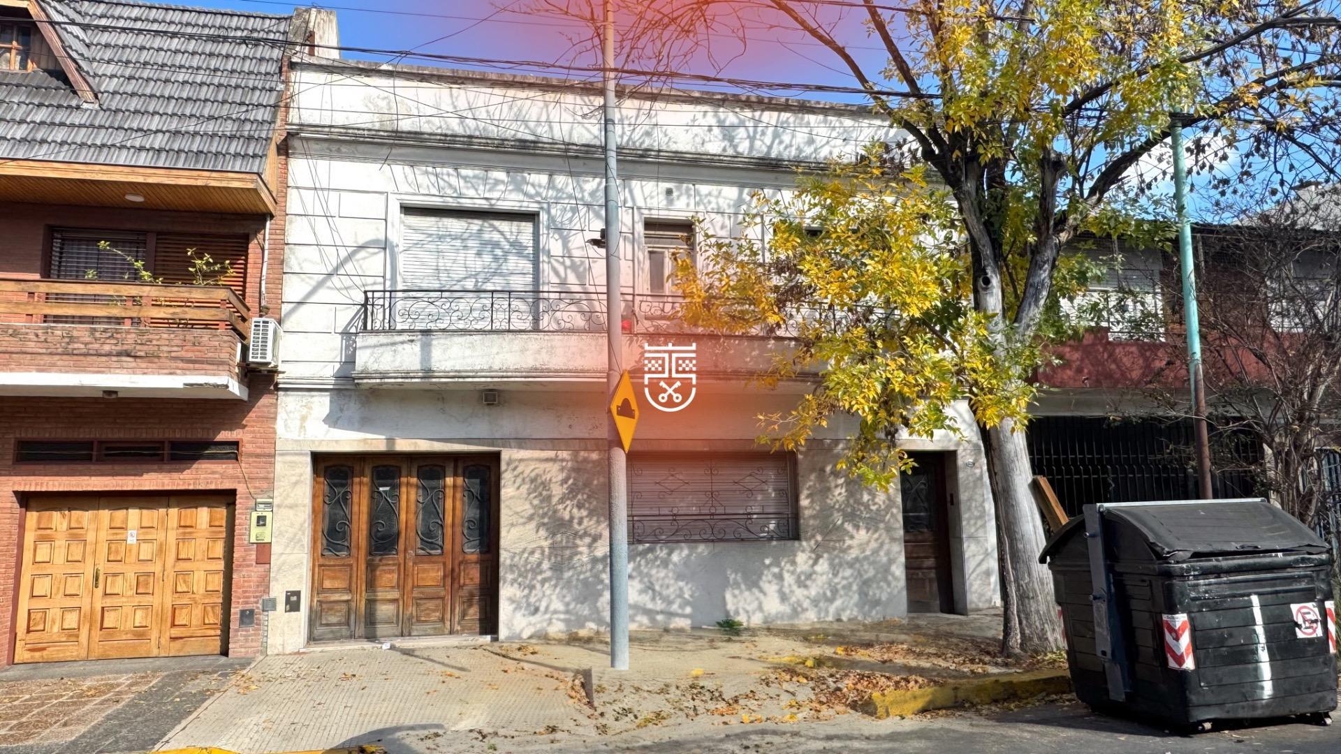 Terreno entre medianeras de 270,20 m2