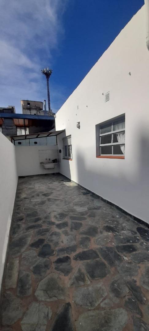 Depto Tipo Casa en Alquiler en Villa Ballester, $ 1.000.000