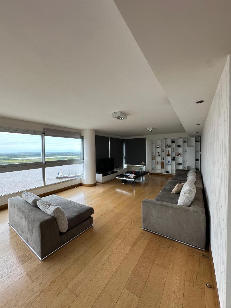 Departamento en Alquiler de 5 ambientes