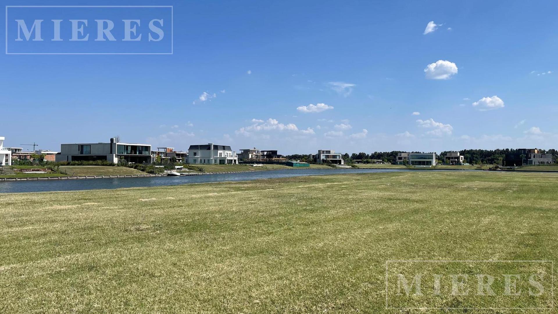 Lote al Lago en venta en Los Puentes, Nordelta