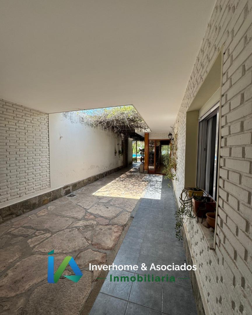 Casa en Venta al Oeste