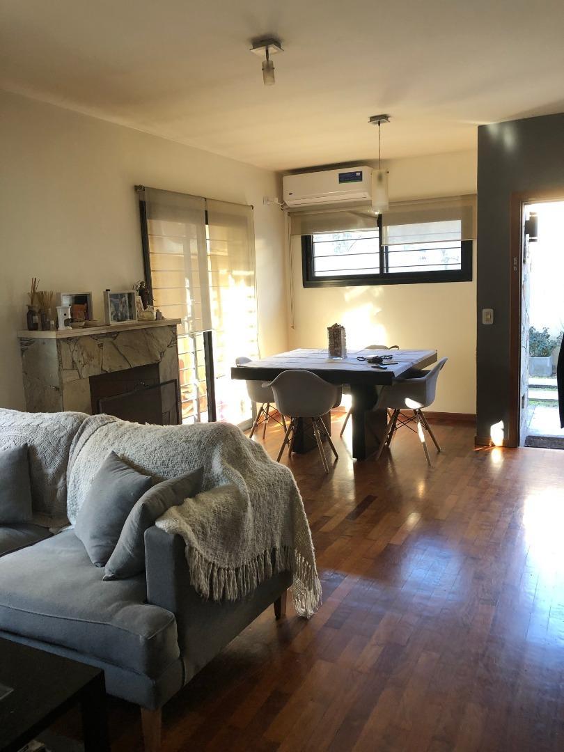 Casa en Venta en Adrogue, USD 155.000