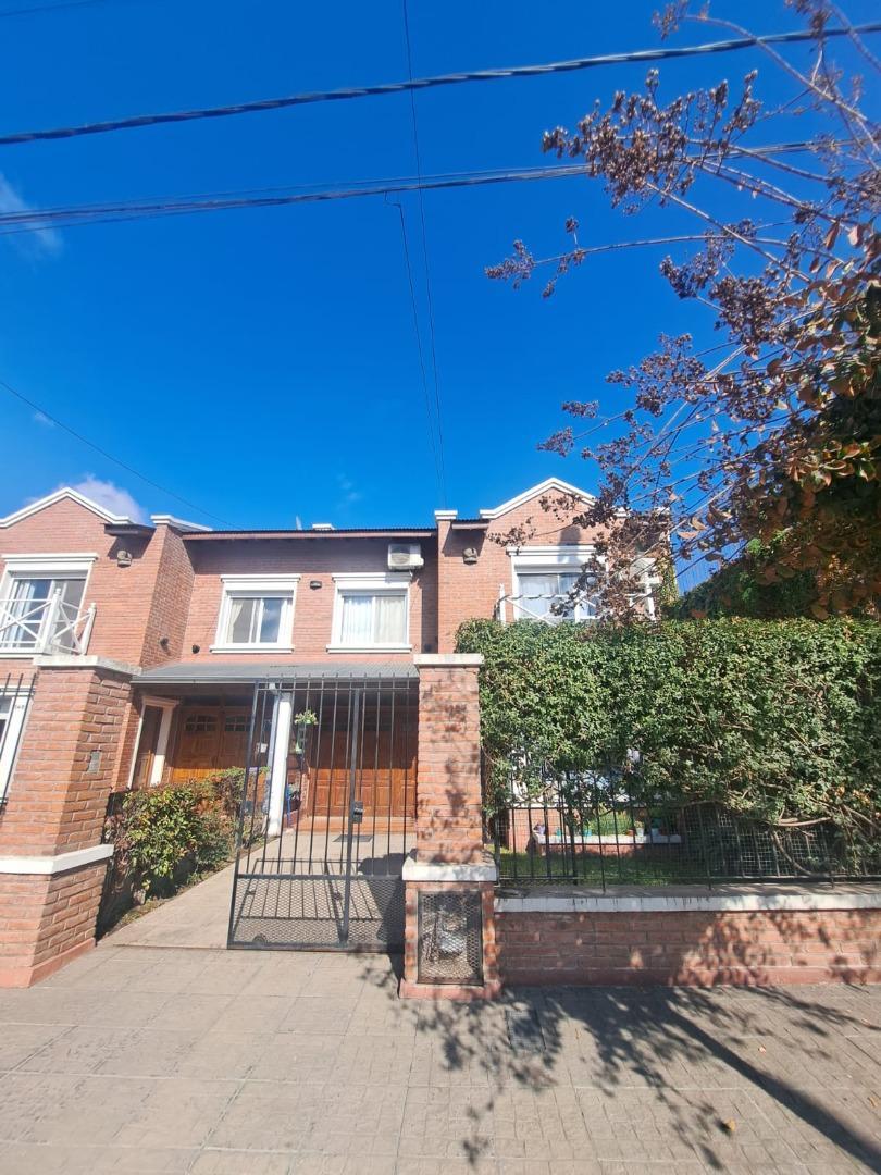 Depto Tipo Casa en Venta de 4 ambientes